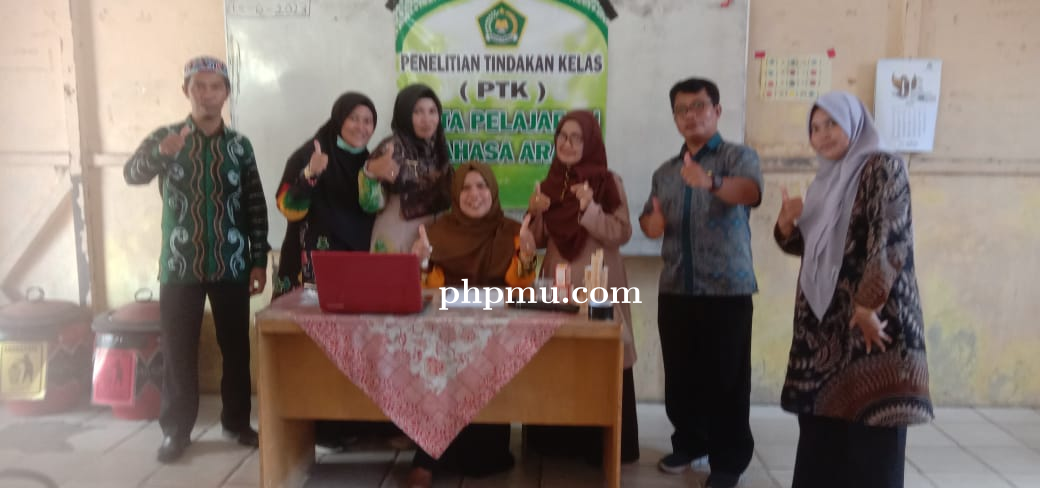 Tingkatkan Profesionalitas, Dua Orang Guru Bahasa Arab Lakukan Seminar PTK