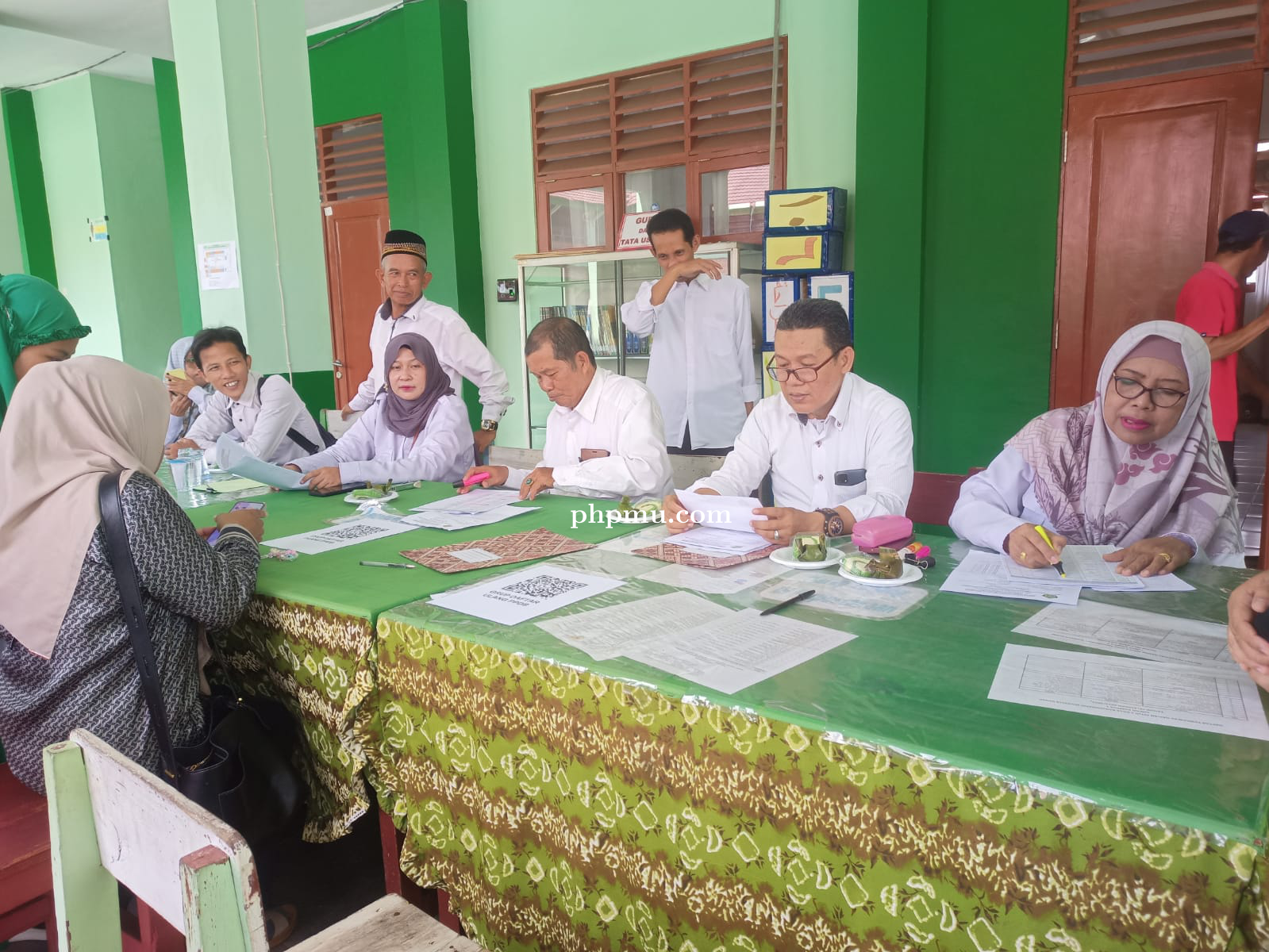 Peserta Didik Baru MTsN 2 Kota Banjarmasin Lakukan Registerasi Ulang 